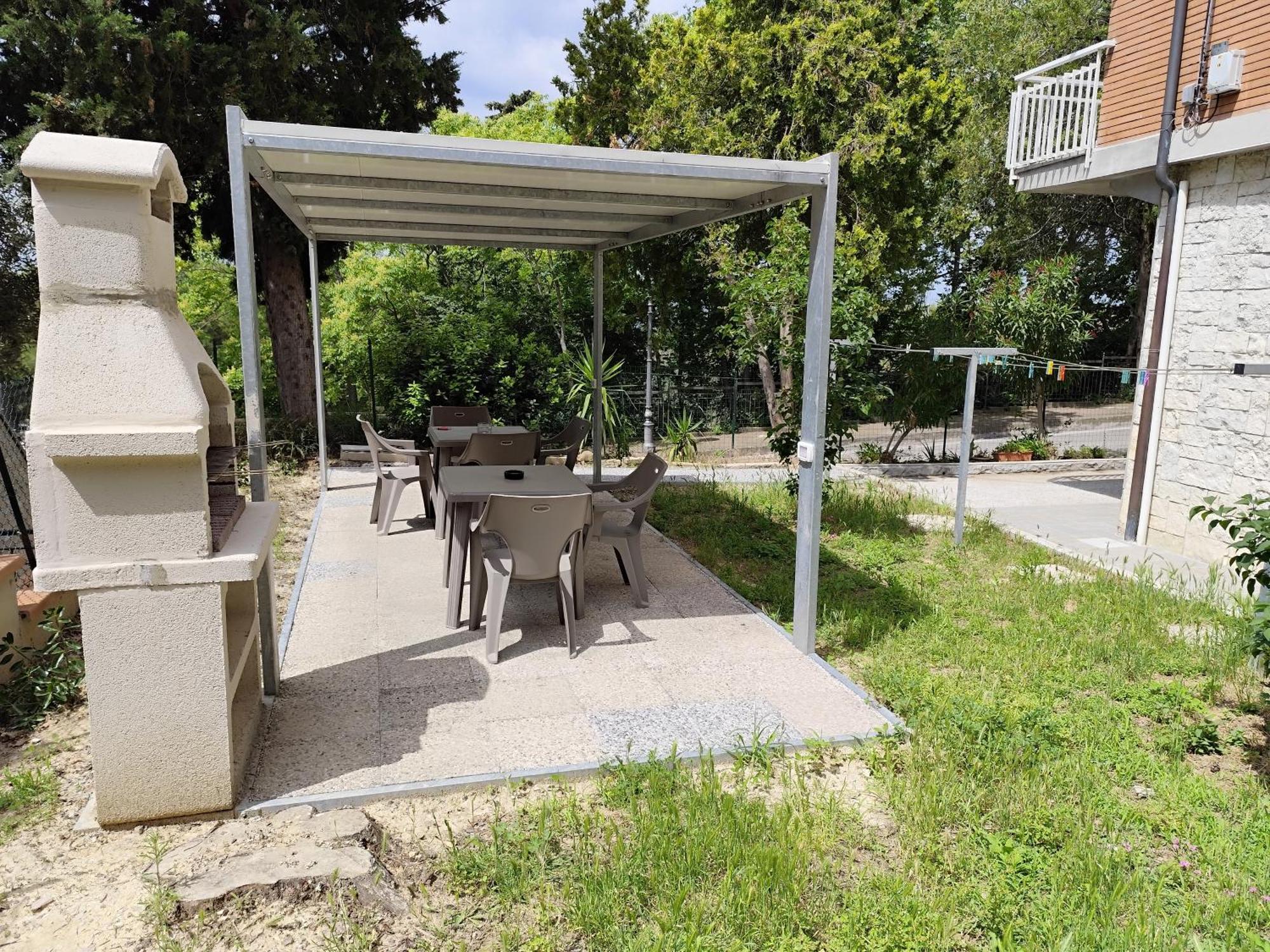 Villa Paoletti, Appartamento Confortevole Nel Cuore Di Gradara Eksteriør bilde